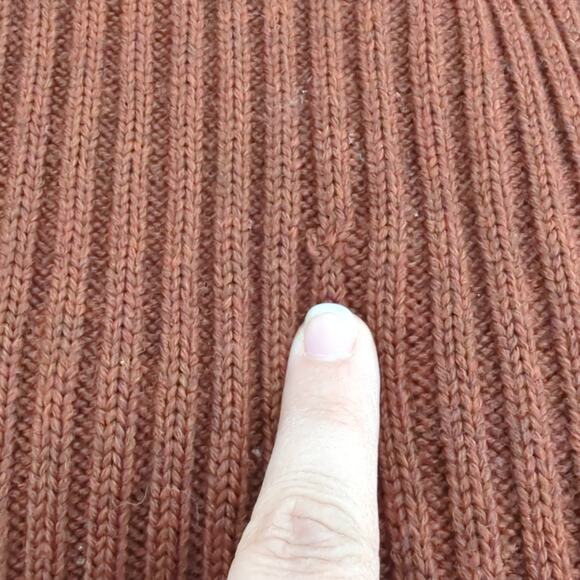 Dolce & Gabbana Rib Knit Wool Sweater Made in Italy Size XS/S Button Neck FLAWED - Picture 9 of 10